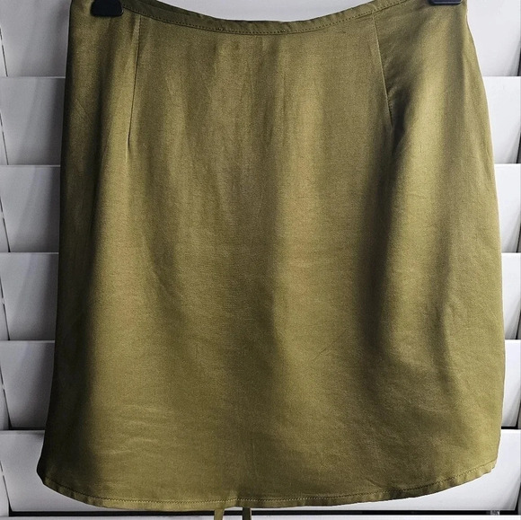 Pull&Bear Olive Mini Skirt - Picture 4 of 6